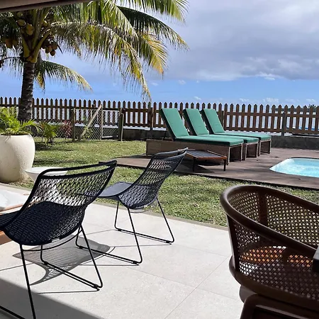 Tamarin Sunset Beach V